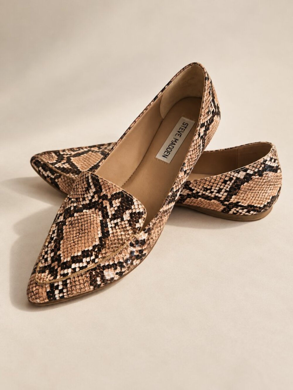 Steve Madden Snakeskin Pointed Toe Loafers Flats Women’s Size 7M